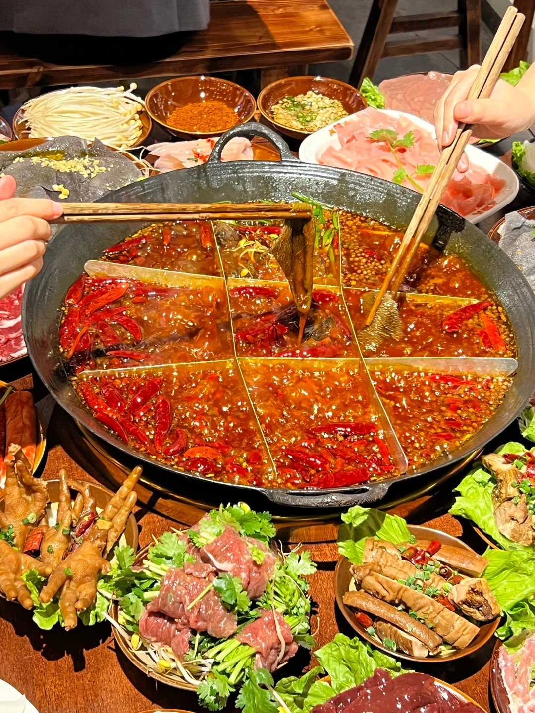 火锅就要吃爆辣才过瘾哈