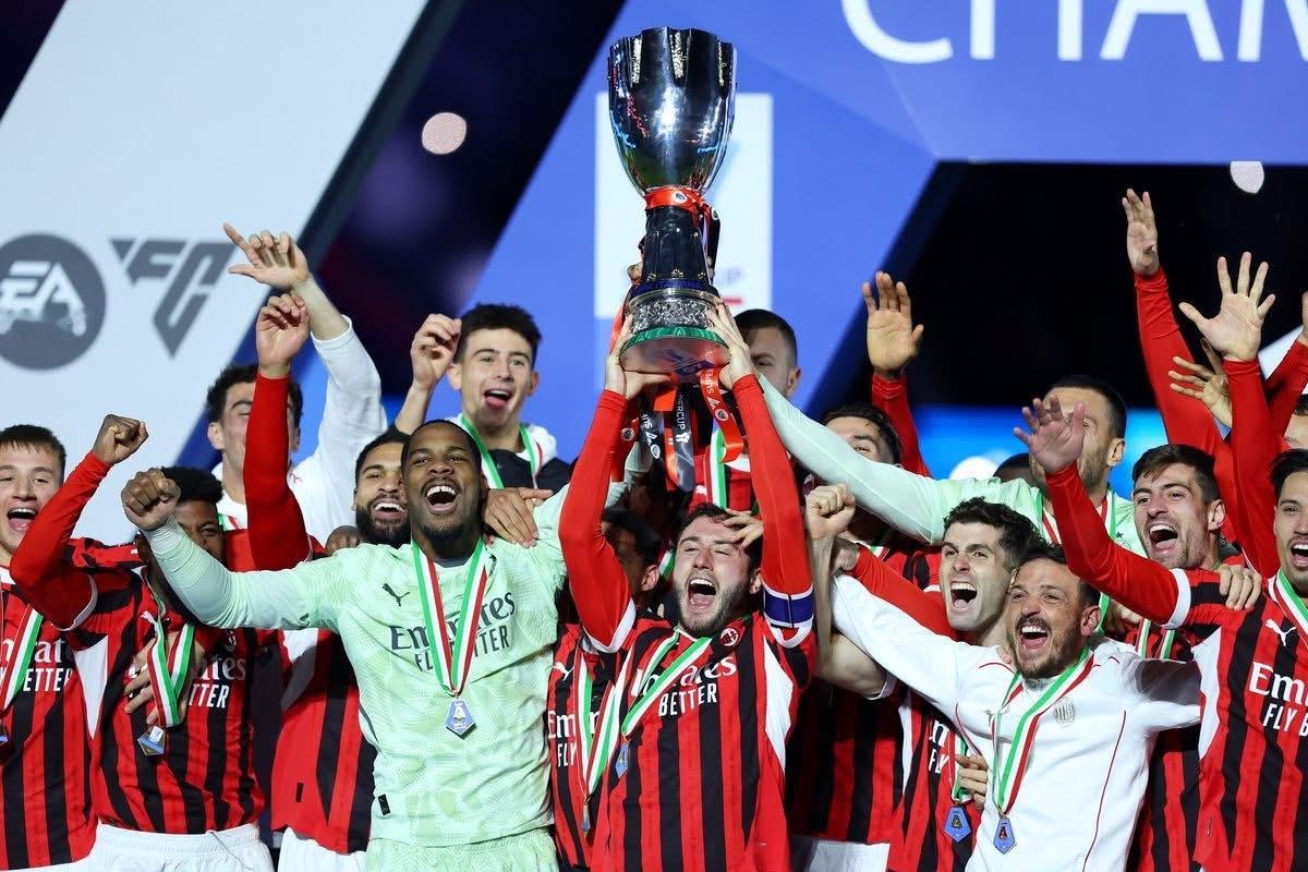 卡拿比亞坦言，對離開AC米蘭嘅方式感到不是味兒卡拿比亞（Davide Calab