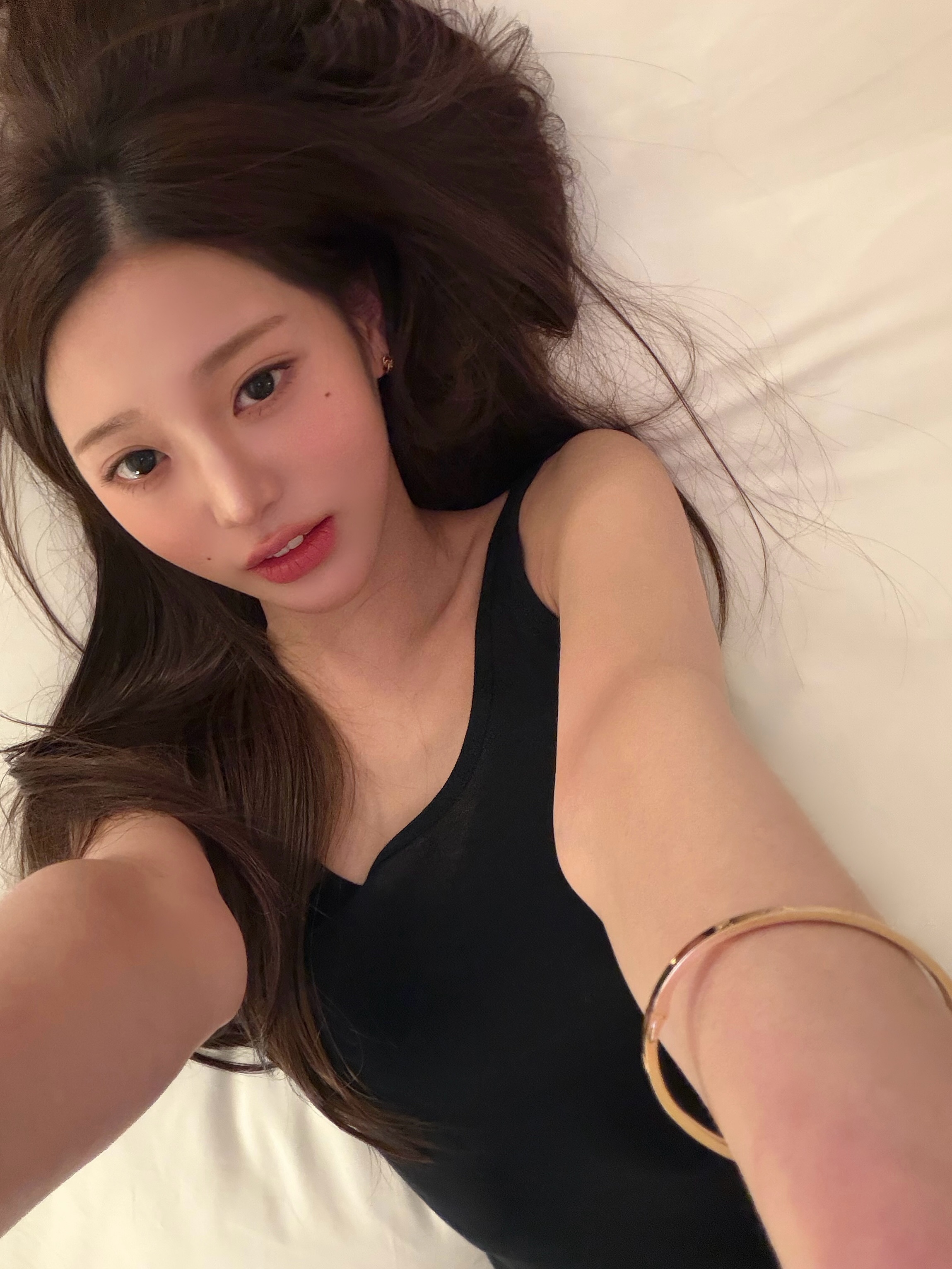 🌉🖤🐈⬛🐾  张元英
