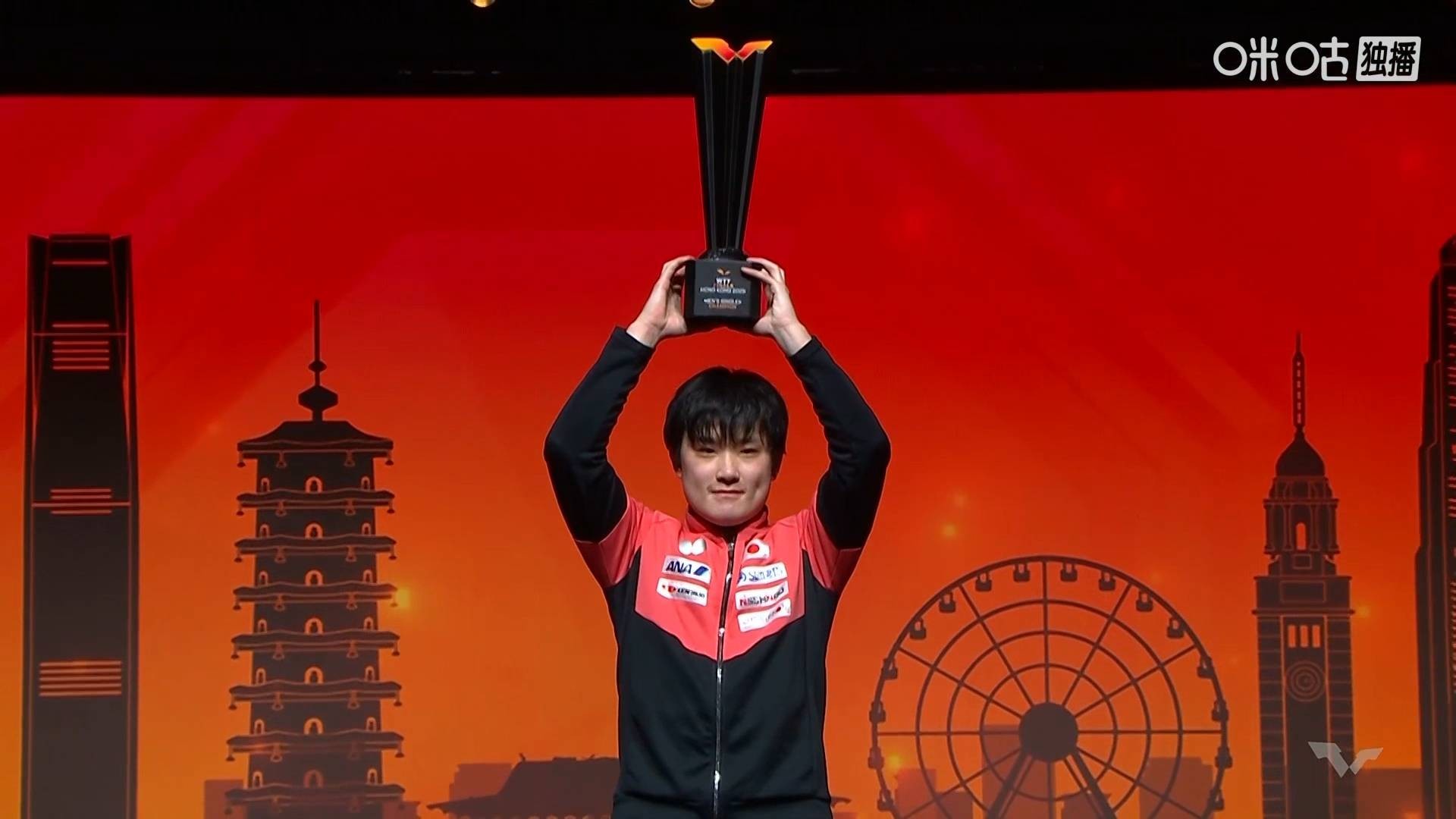 5330🥡：易受惊喜剧人来的，比赛敢得不行，领奖吓得不行