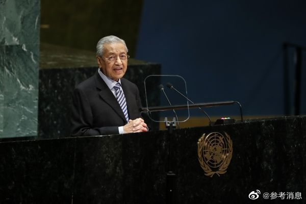 【马哈蒂尔：#美关税政策难以遏制中国发展#】据新加坡《联合早报》网站5月3日报道
