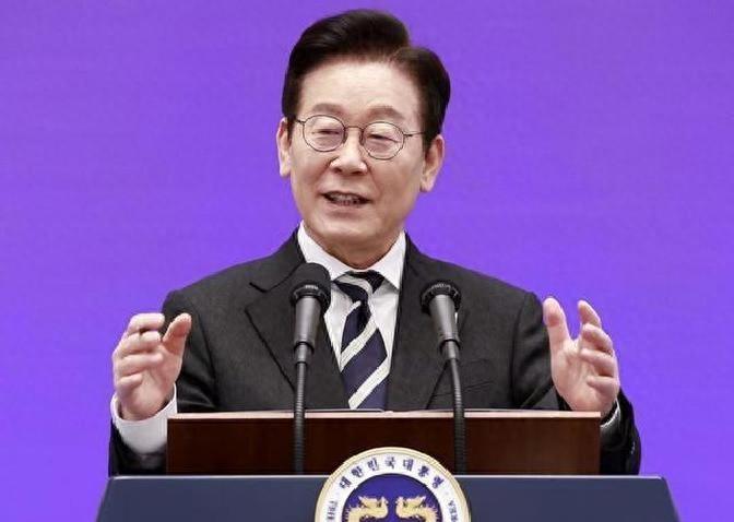 台海格局炸惊雷！韩国突然反水捅刀日本，模糊时代彻底终结！

         中