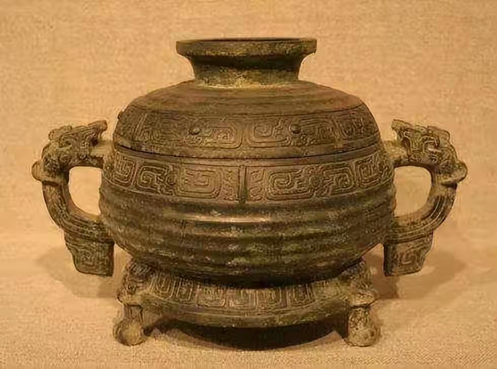邿国，春秋时期诸侯国，地处今山东济南长清，疆域狭小，夹在齐、鲁两大强国之间。
 