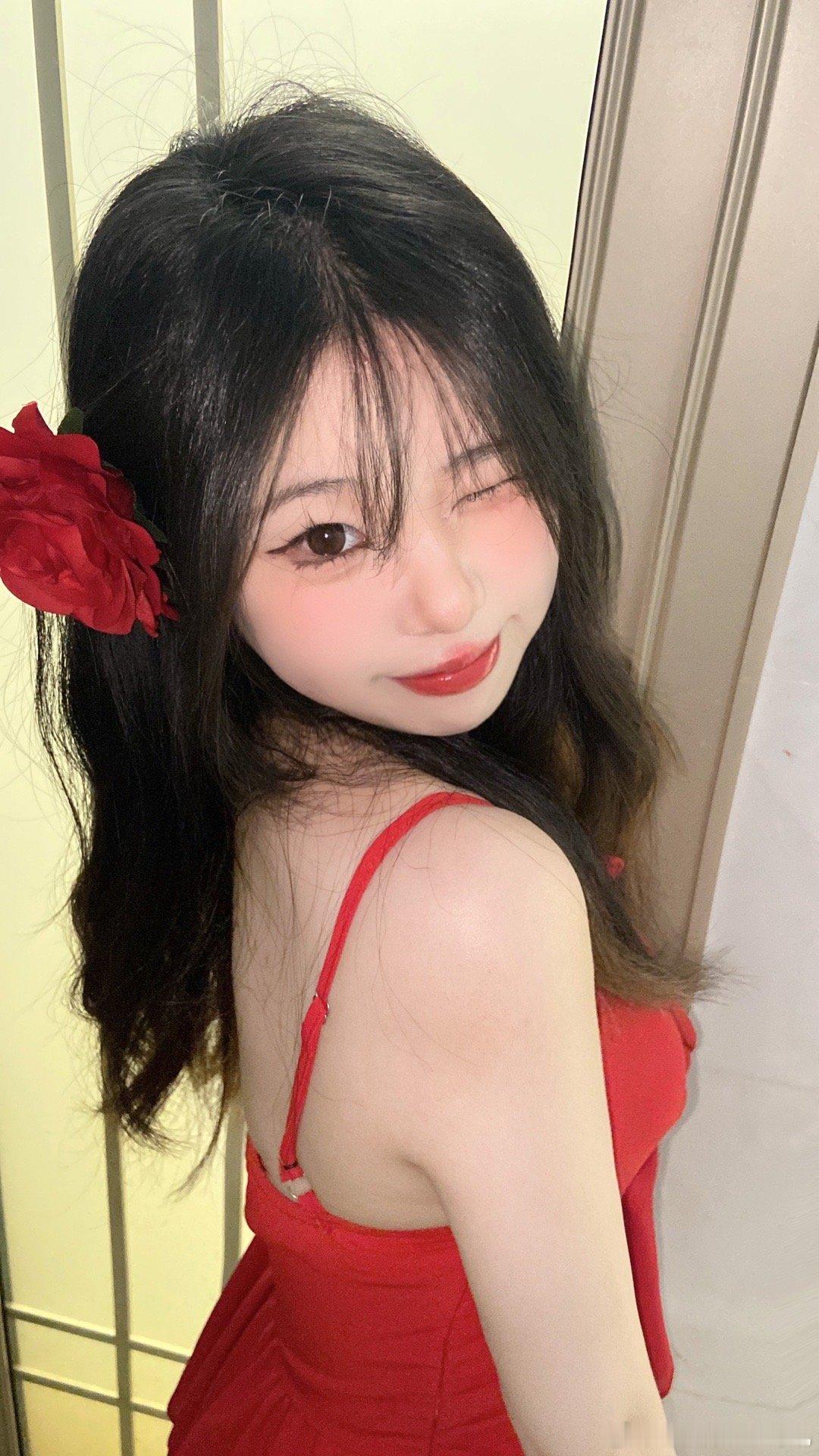 搞点三次元 ​​​