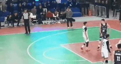 这种比赛，一般组委会都是摆设，还是需要警方介入 