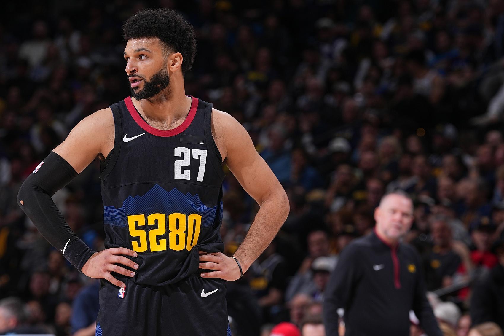 #穆雷可能被禁赛#昨日穆雷在替补席扔暖宝宝被罚10万美金，但不会被禁赛#森林狼v