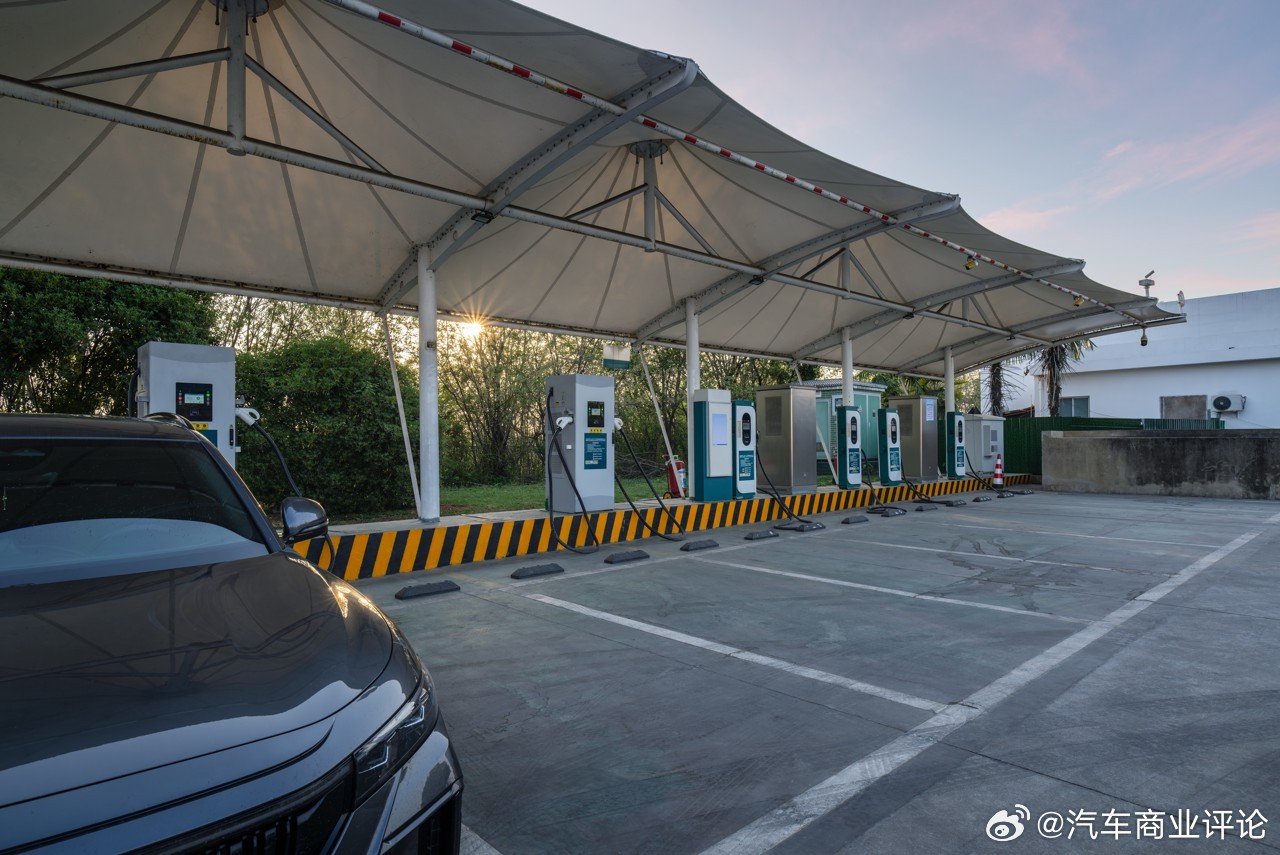 广东计划2027年底前建成超300万个充电设施，实现“超充县县通”广东省发展改革