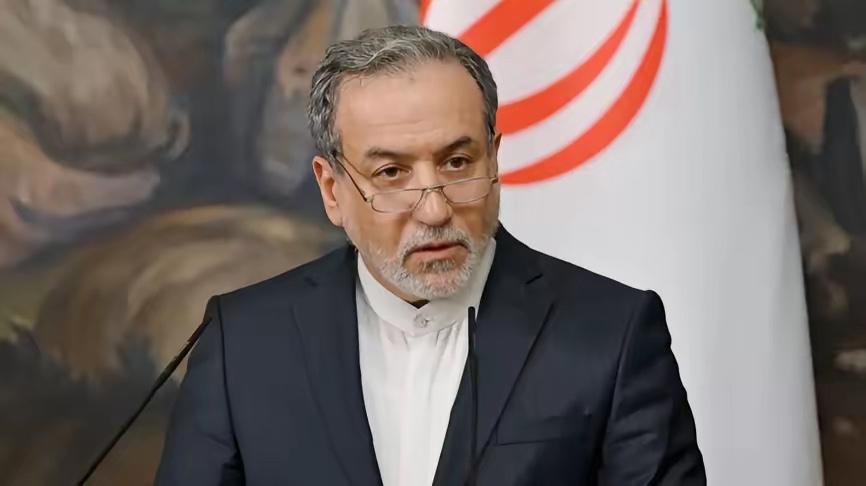 伊朗方面认为，中国可以在美国和伊朗之间充当调停人。显然，伊朗并不想一直打下去，还