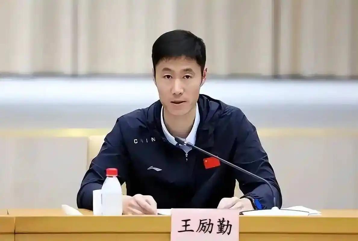 国乒男双惨败原因曝光，该用的人没上场，王励勤被点名，有苦难言
 
国乒男双这次世