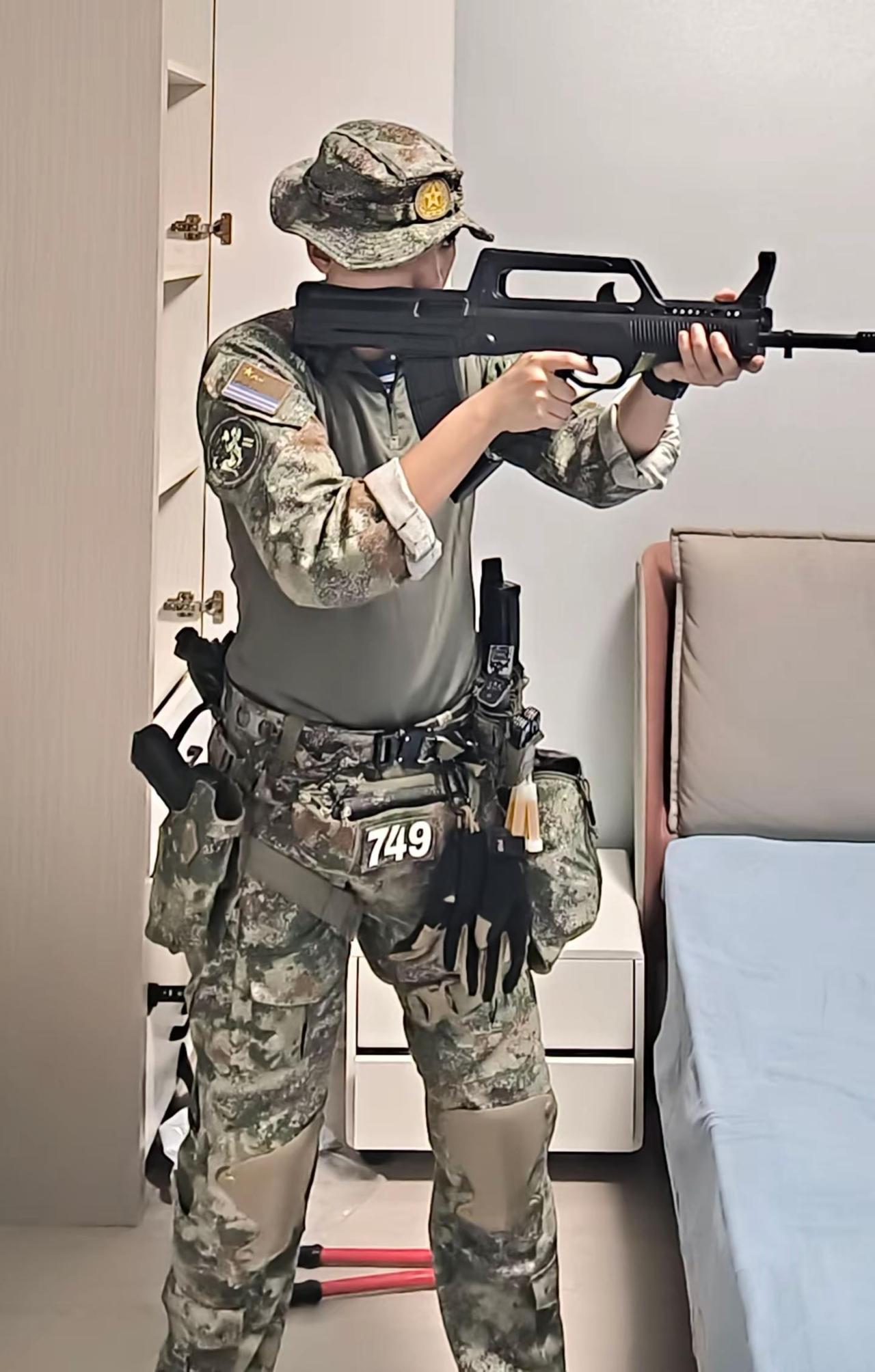 uf三代奔尼帽