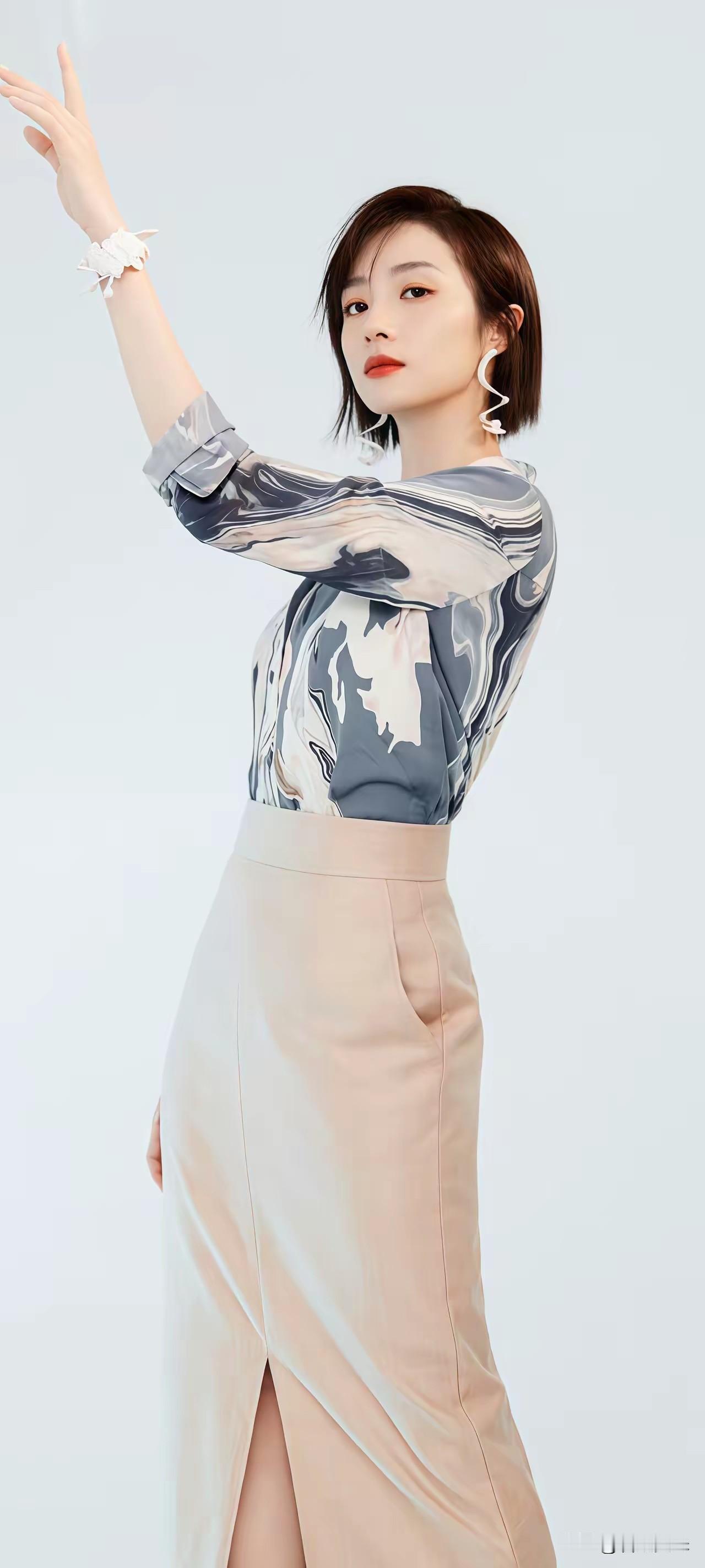 有钱的人，可以投机，
钱少的人，不可以投机，
根本没钱的人，一定要投机。