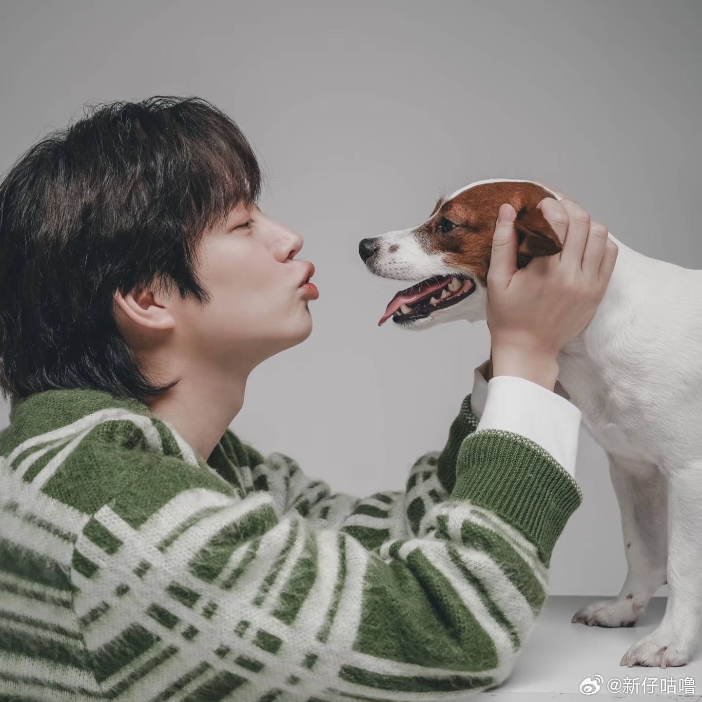 好久不见啊，宇宙大明星，希大。中日韩站姐被他一句话精准拿捏中国站姐：量大管饱 拍