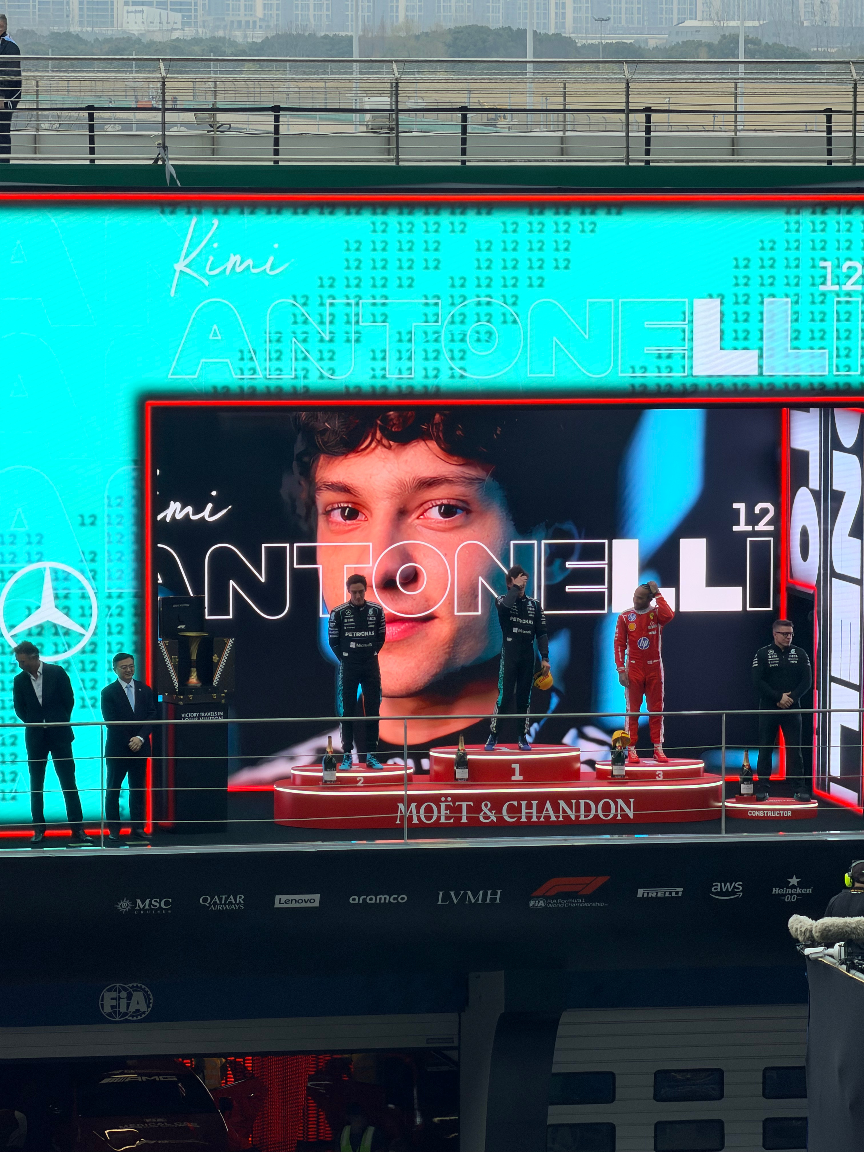 人家19岁都当冠军了！你们19岁在干嘛？大v聊车f1 上海·上海国际赛车场