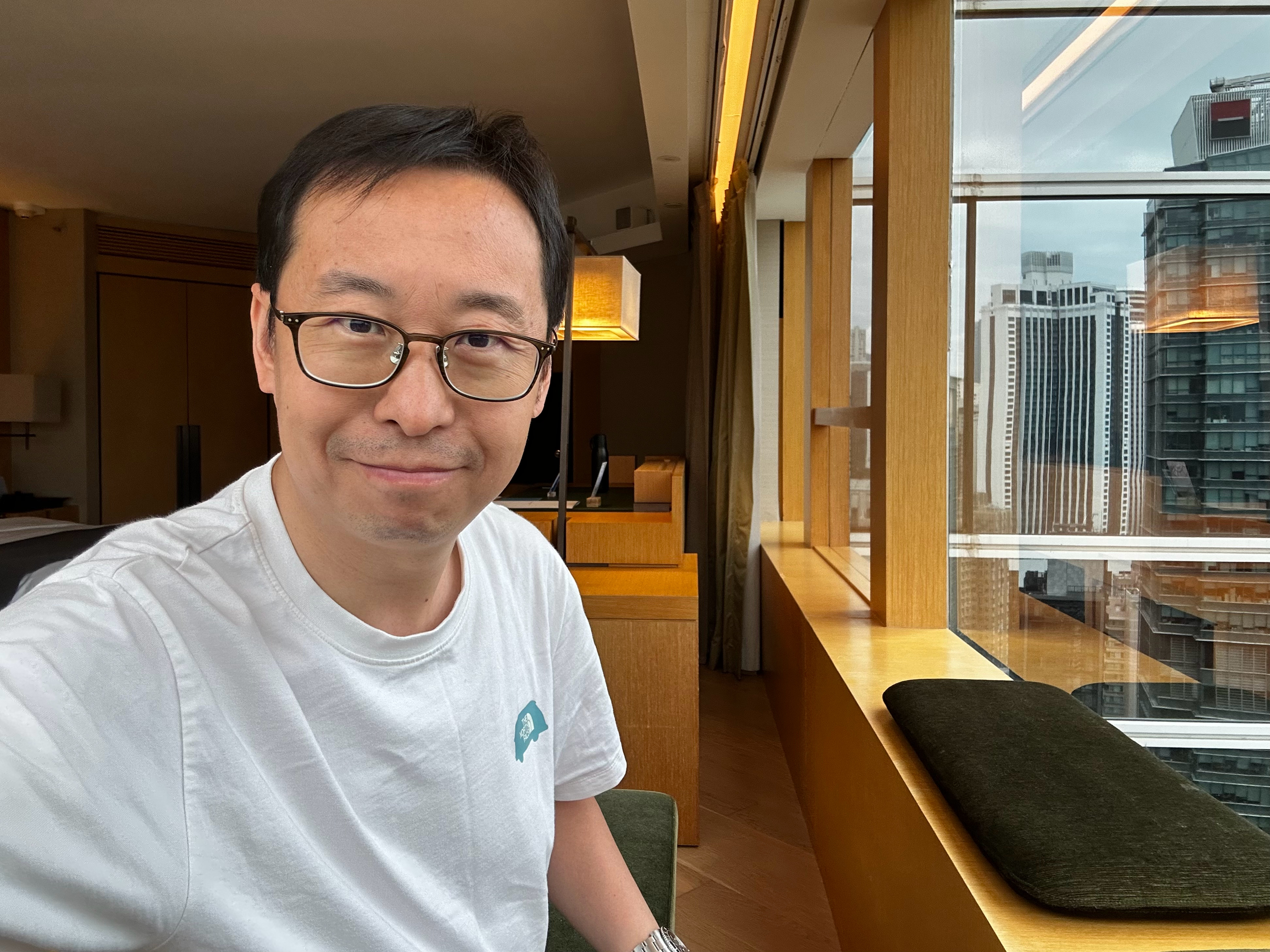 今天朋友说他用 AI 做的推文跟踪在 X 上看到了我的帖子，原来是某网友把我投资