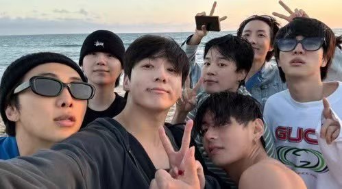 防弹少年团直播合体BTS海边合体直播防弹少年团直播合体，哇塞哇塞，[嘘][嘘][