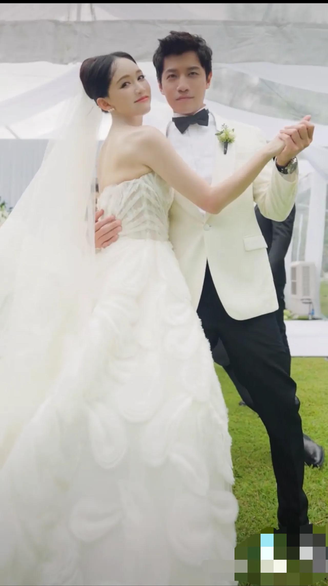 甜美教主陈乔恩45岁结婚了，没错就是在综艺里谈的男朋友艾伦，祝幸福哦！