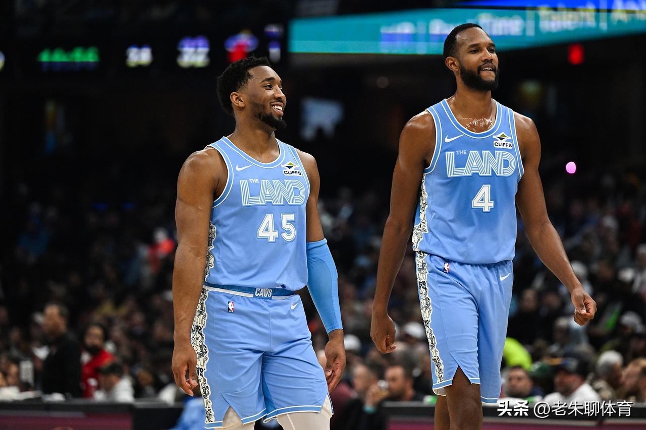 莫布里证明自己的时候到了！
莫布里被骑士选中后，就是当做内线核心来培养的。如果不