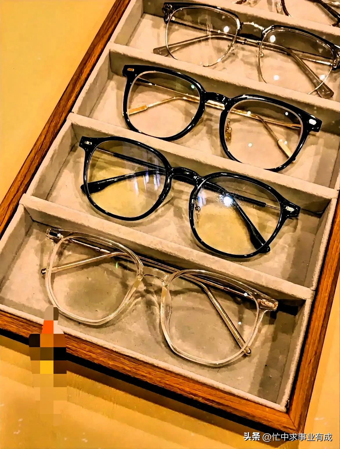 315曝光了眼镜行业的暴利：十几块的镜片卖到几百块。江浙沪的近视党们开始行动了！