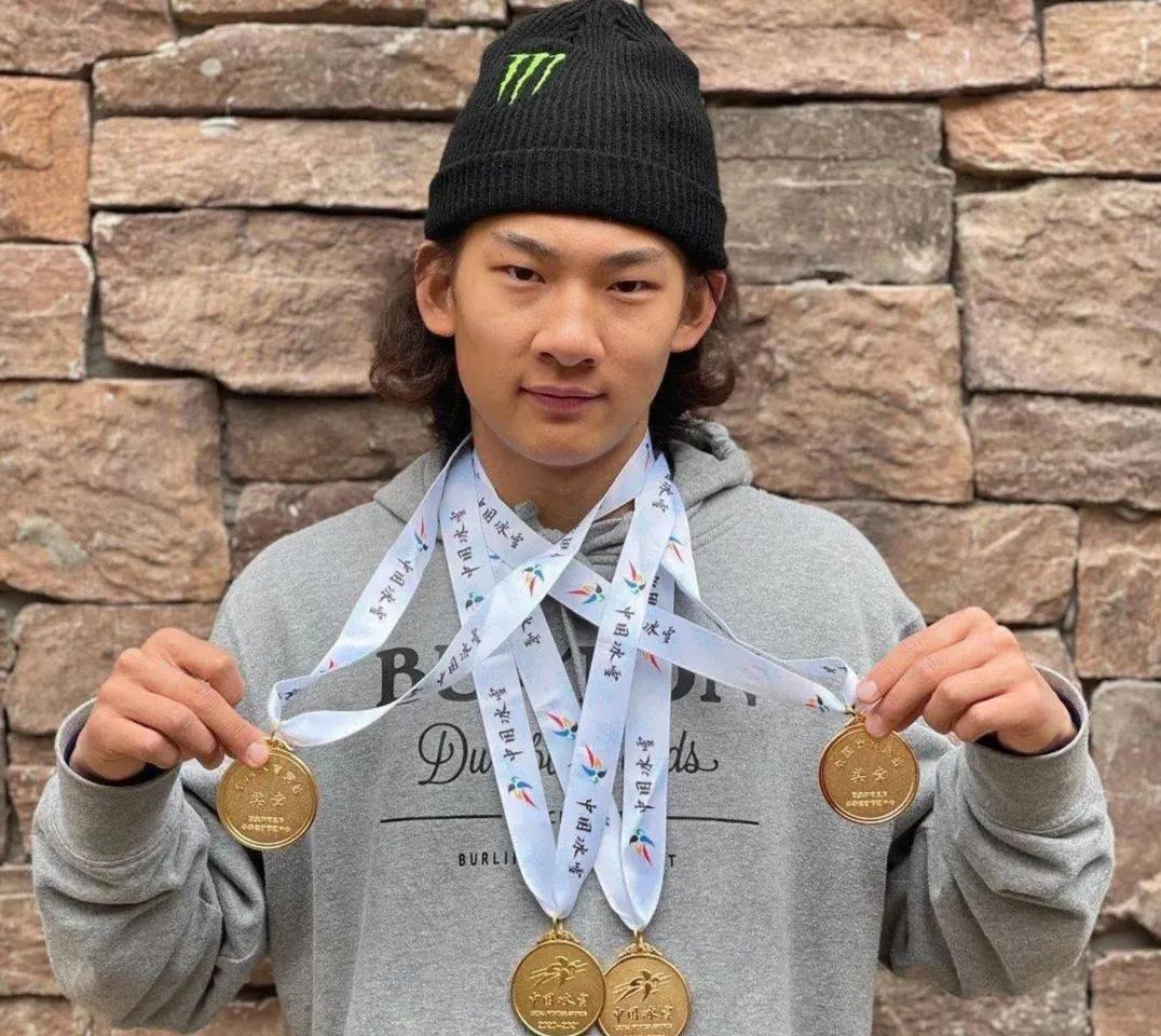 米兰冬奥会，中国队一枚金牌能获得多少奖励？

据悉，运动员的奖励来自以下几个方面