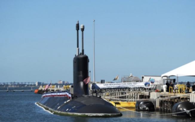 美国对中国威胁最大的是 70 艘核潜艇，依中国目前的军事实力，3 到 5 天拿下