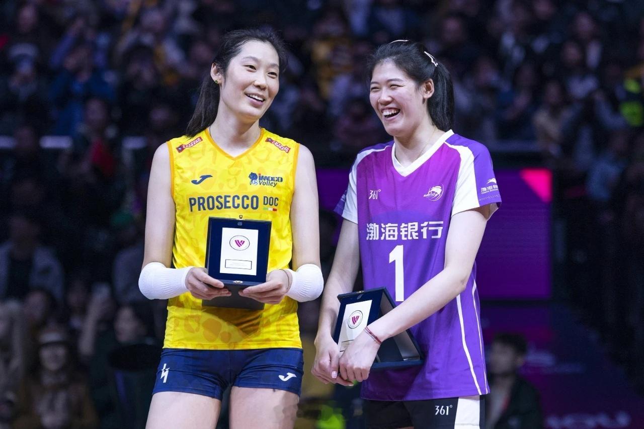 新赛季，欧冠的比赛要开始了。意甲四强和土超四强将会在小组赛正面交锋，朱婷所在的科