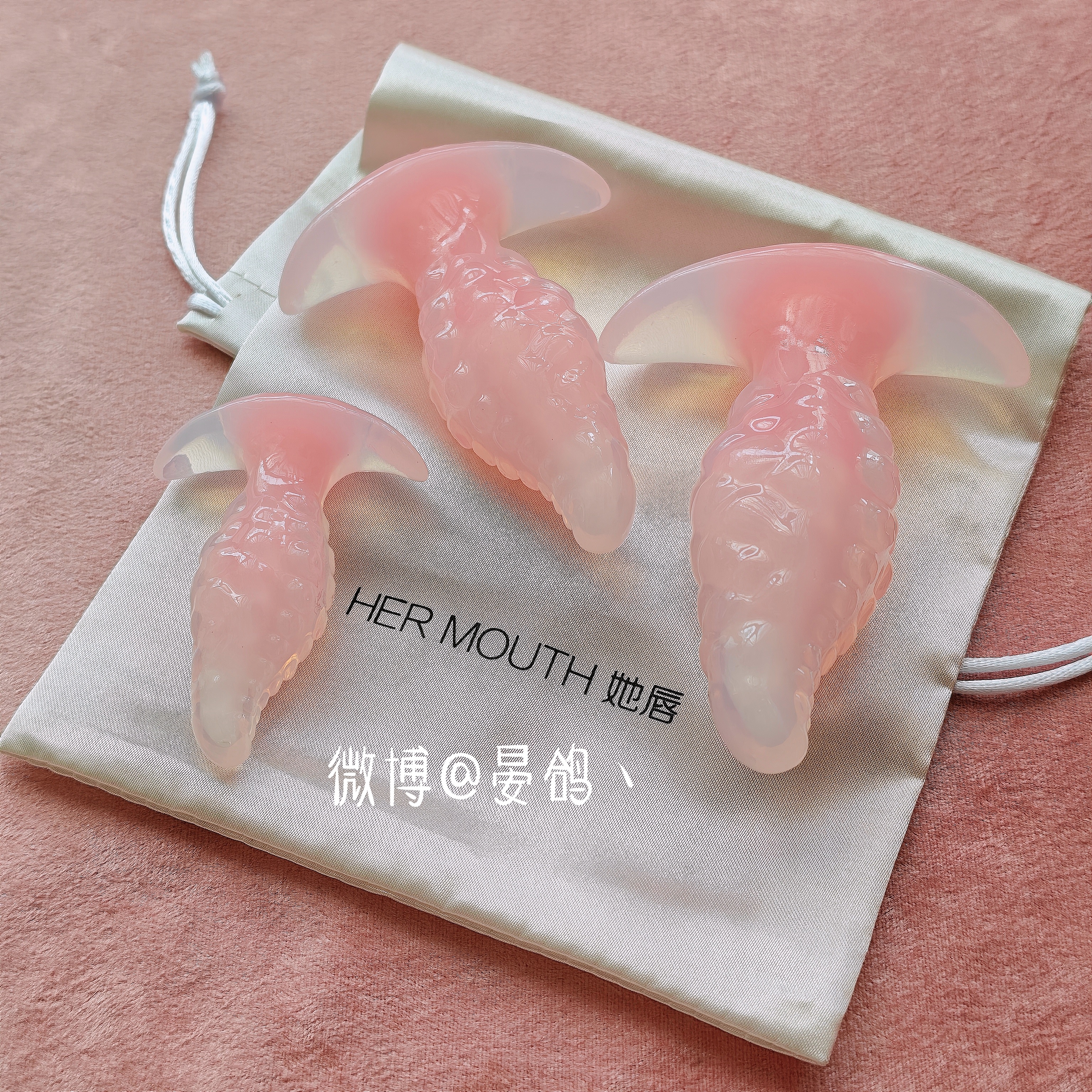 报告宝宝们 最近收到了好多塞子 各有特色  真的是皮股要冒火了！但是 你们怎么都