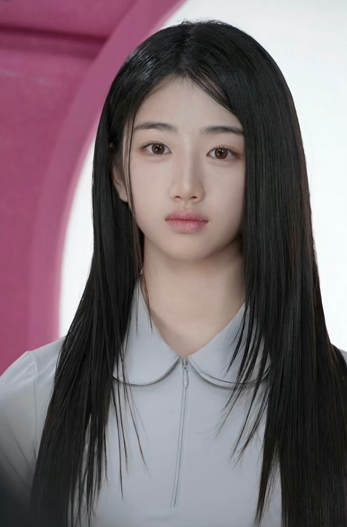 李秀满新团a2olite的ayune 长在我审美上的美貌….总感觉这张脸做男做女