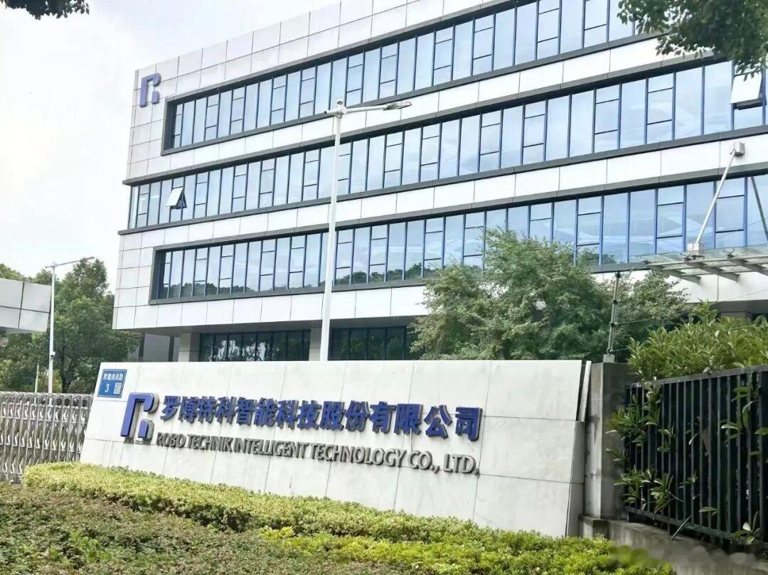 2019年10月8号离开苏州昆山走上这条路再次回到苏州已经是7年的今天2017年