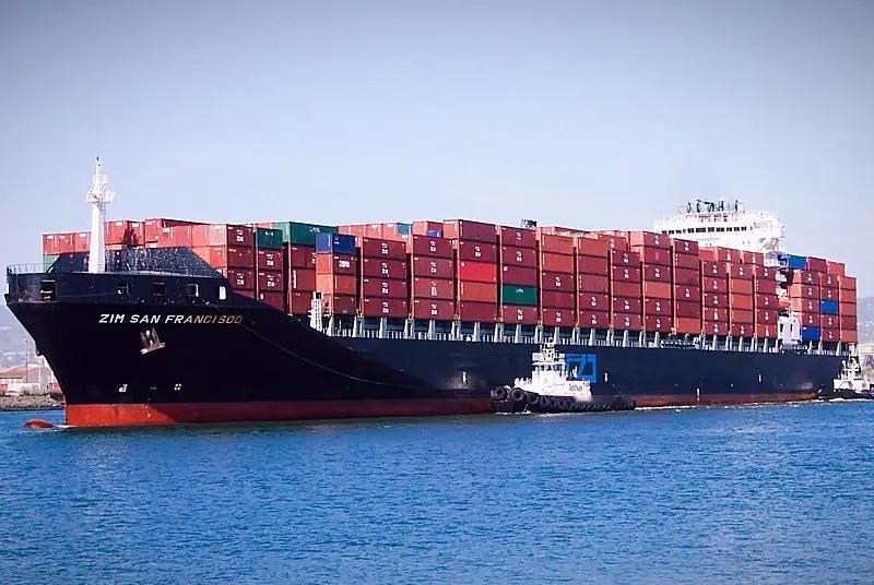 胡塞武装瞄准美国舰“匹诺曹”号

也门胡塞武装在红海瞄准了美国集装箱船“匹诺曹”