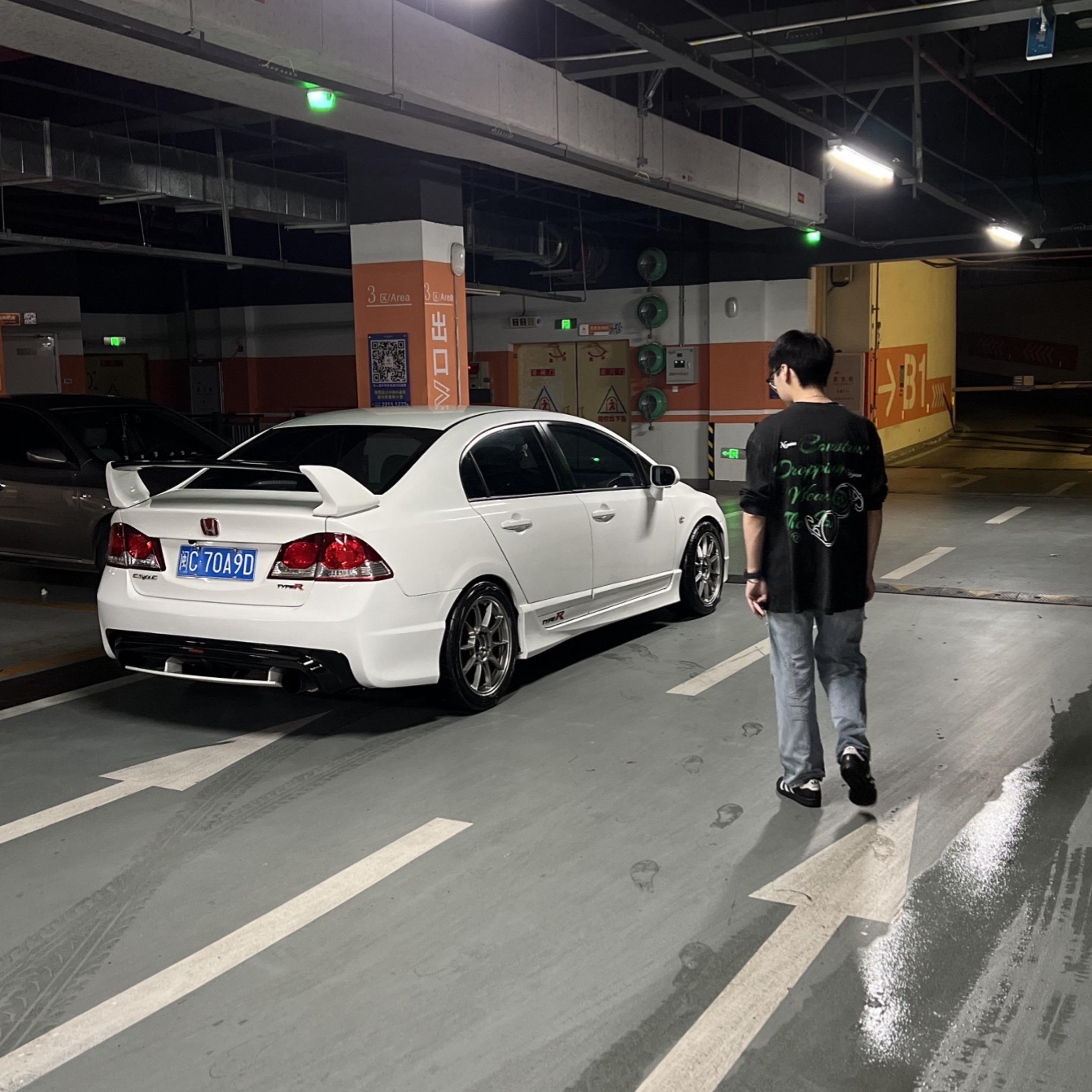 一定要玩車才能表現出與眾不同嗎。