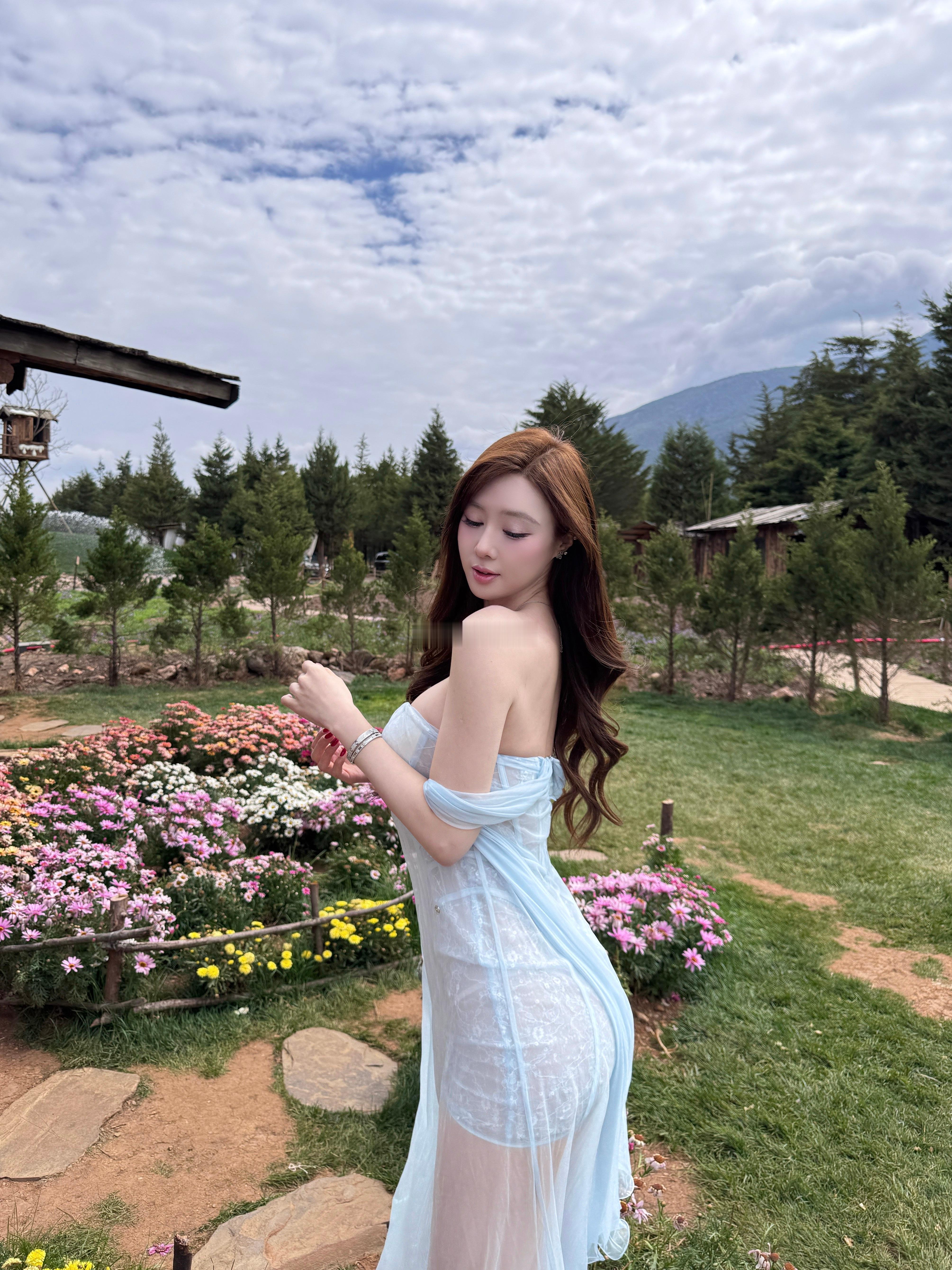 心如花木 向阳而生 愿日子干净 所遇皆温柔 丽江