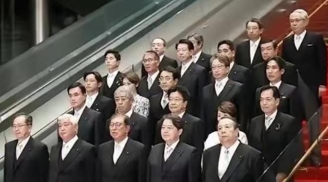 俄罗斯专家说：只要中国依旧不与日本对话，对日本实施物资进出口管控，用不了多久日本