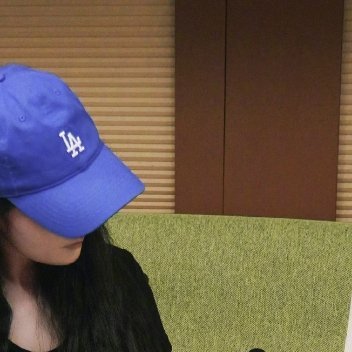 杨幂 阳光信用 每日一善 内心强大比什么都重要，你要照顾好自己，承认自己的平凡，