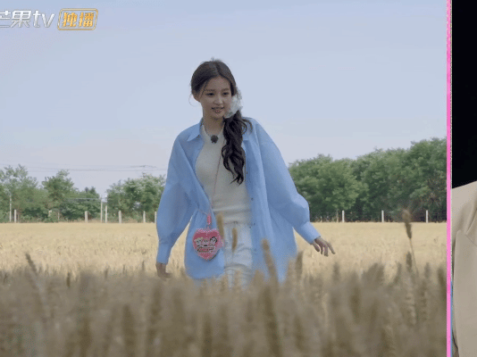 孙怡参观马天宇的农场 孙怡一进农场就被满眼绿意惊到，成眼睛瞪得圆圆的样子，像发现