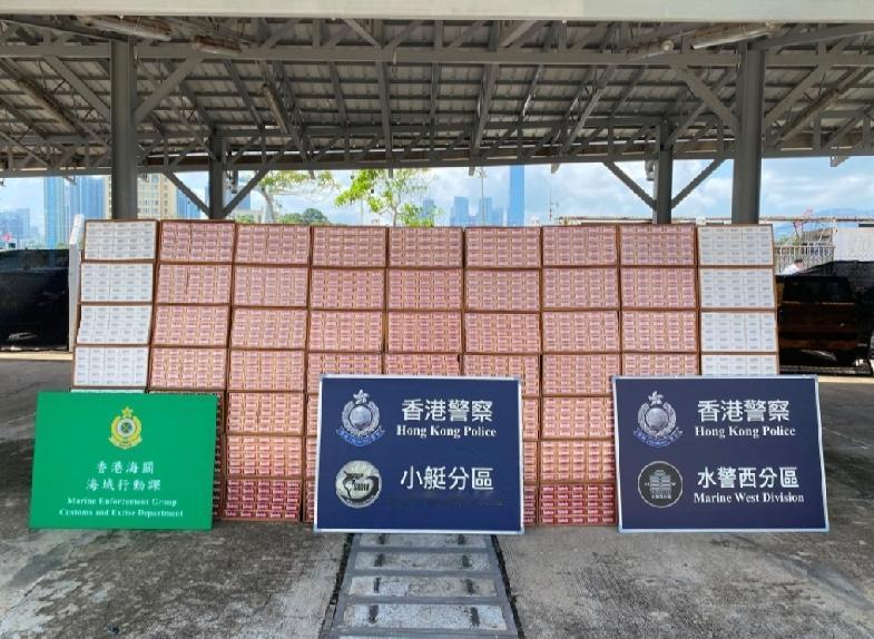 香港警方怀疑近日有人在龙鼓滩及西贡水域一带进行走私活动，经过深入调查及情报分析后