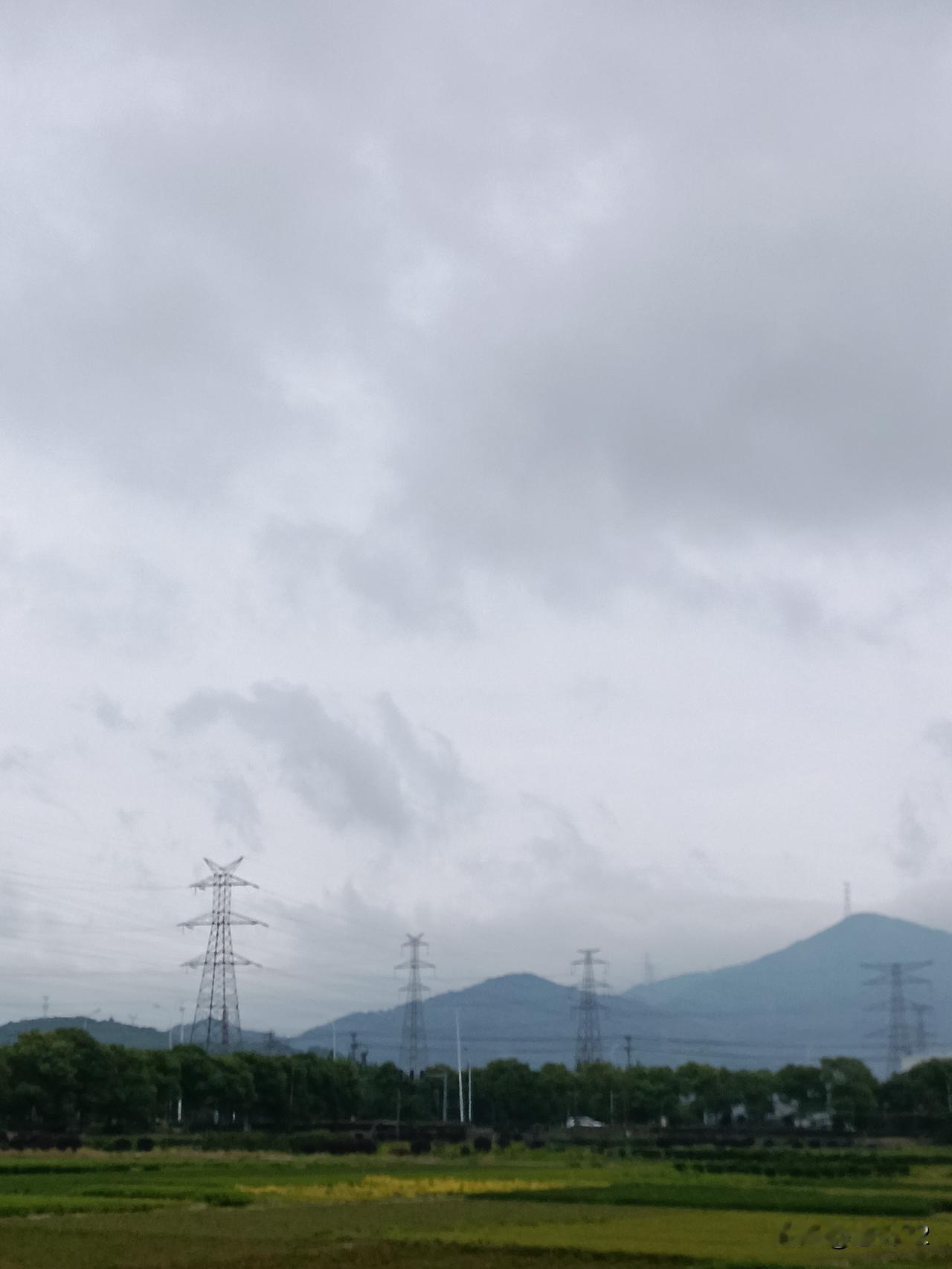 人口多的地方贫穷，人口少的地方富裕，县域经济薄弱，这是安徽经济发展面临的重大问题