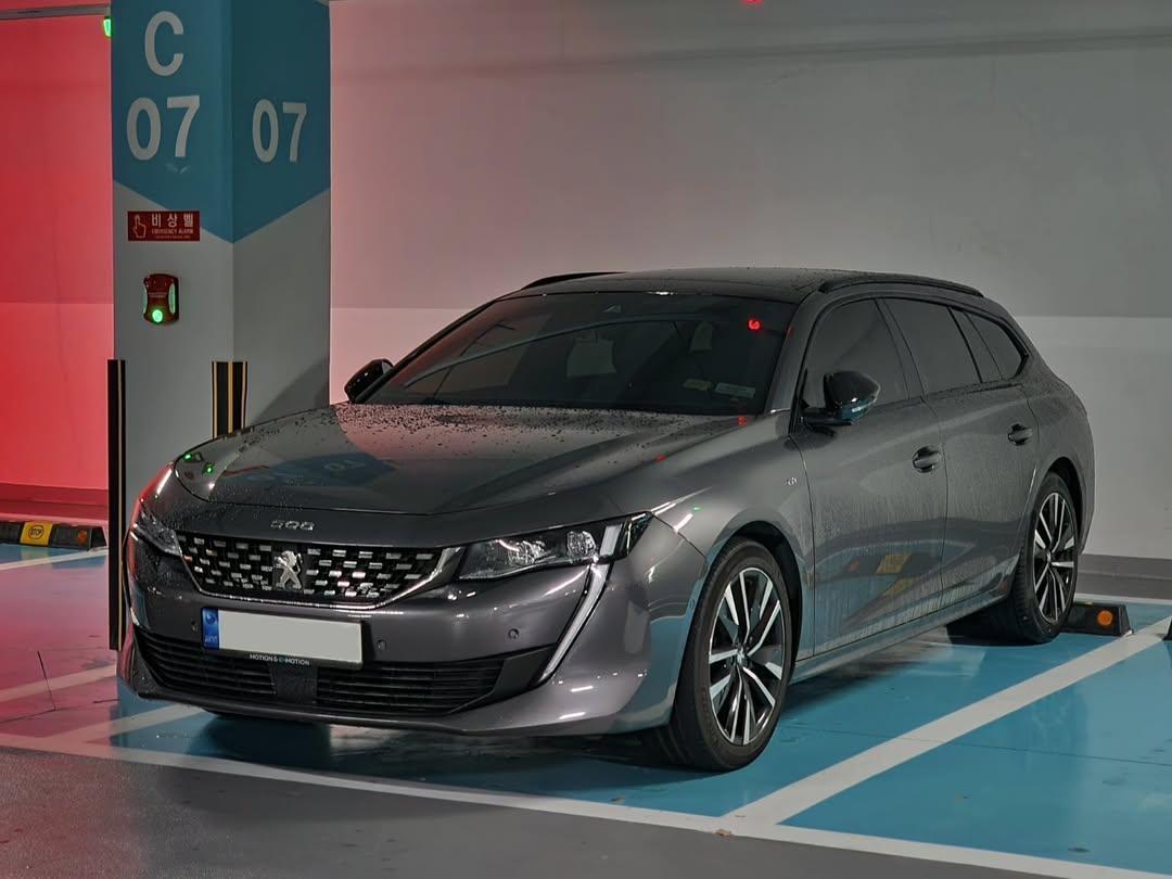 在韩国，与欧洲或日本市场不同，旅行车（Wagon）的需求和普及度极低，是道路上最