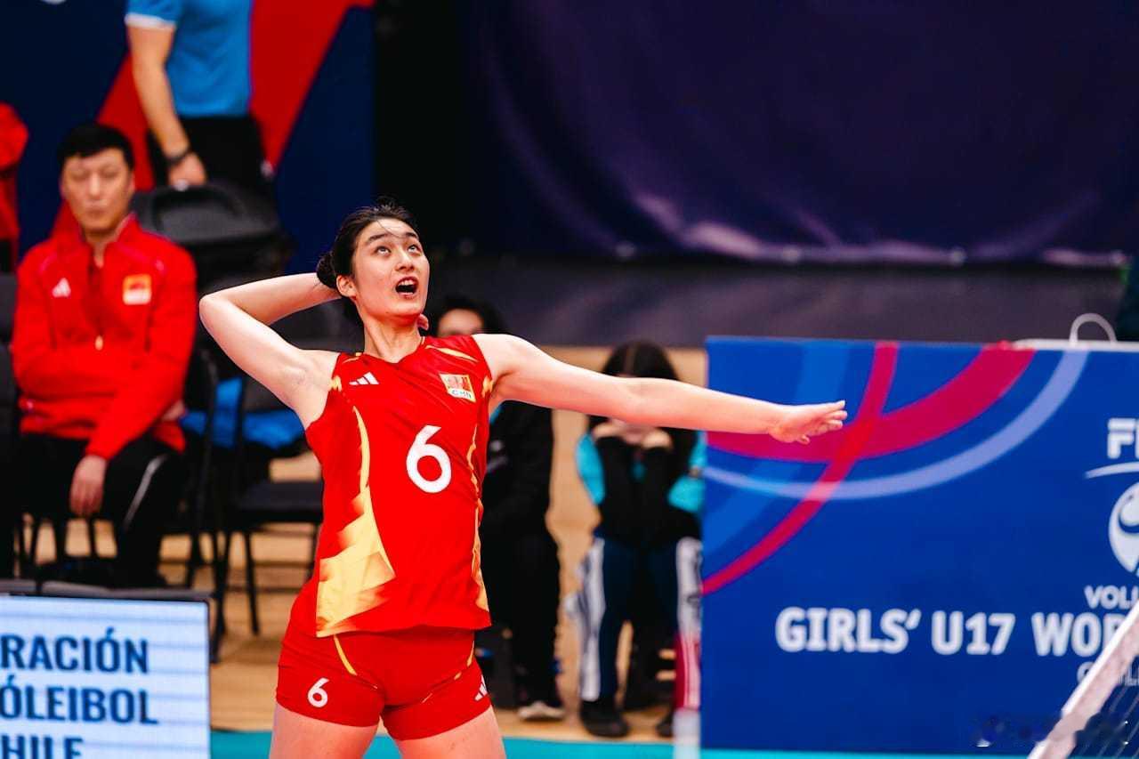 国际排坛动态中国女排2026女排U17世锦赛1/4决赛：中国队3-2克罗地亚，小