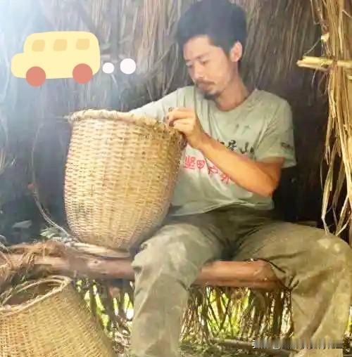 我敢打包票，以后所有荒野求生节目组，指定得把广西人拉进“禁止报名名单”！
 
广