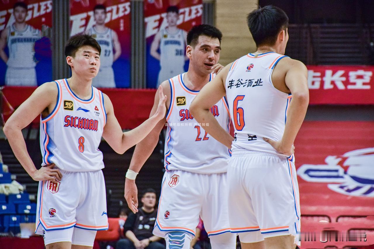 半场仅得16分，这可是CBA职业联赛啊，丢人现眼，赶紧恢复升降级吧，让有实力的球