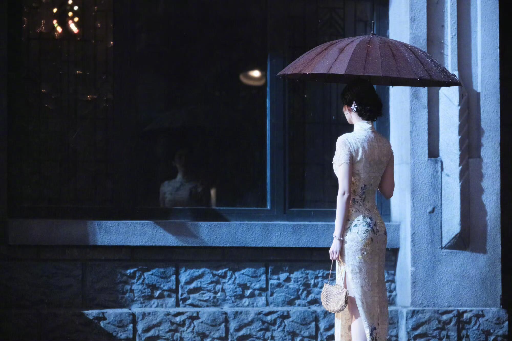 #咪咕星鲜事##王楚然疯批美人#复仇女神任素素，美貌堪称绝杀，每一张都是神图级别