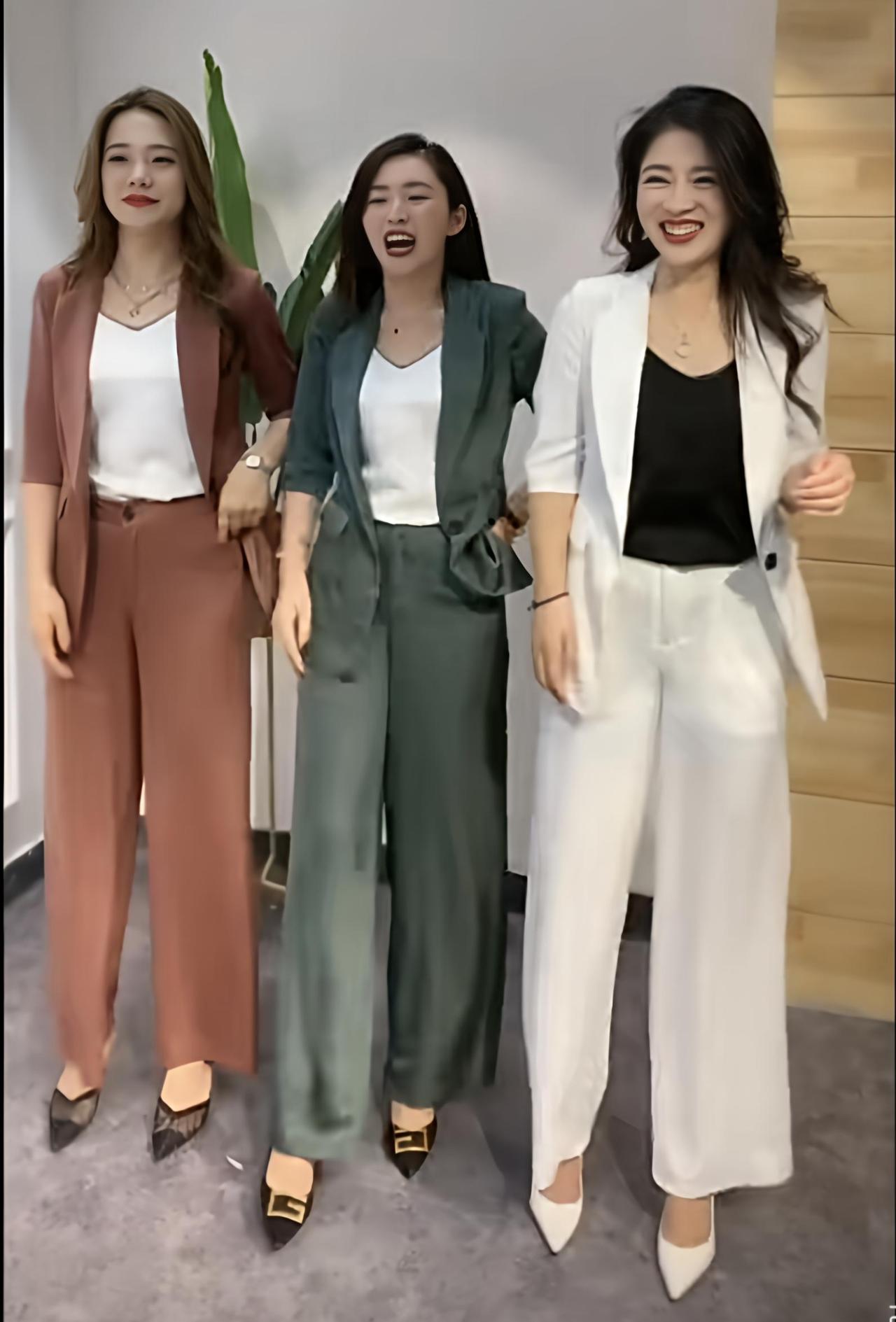 你见过哪些惊艳时光的美女呢？三个女人一台戏！哪个女人最漂亮呢！