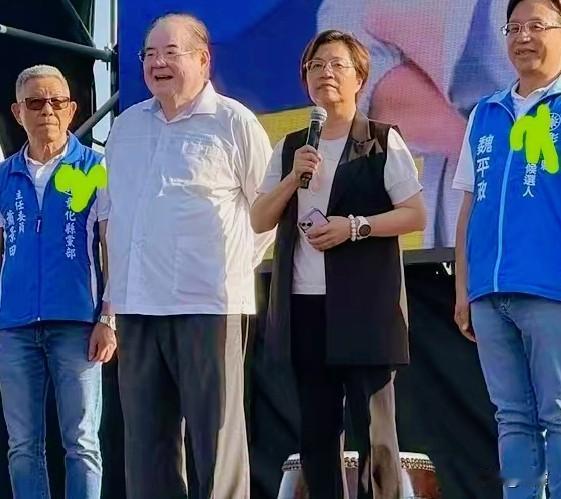 同台但不同心，彰化这场造势藏着蓝营难解的内部分歧！
国民党17日在彰化员林举办中