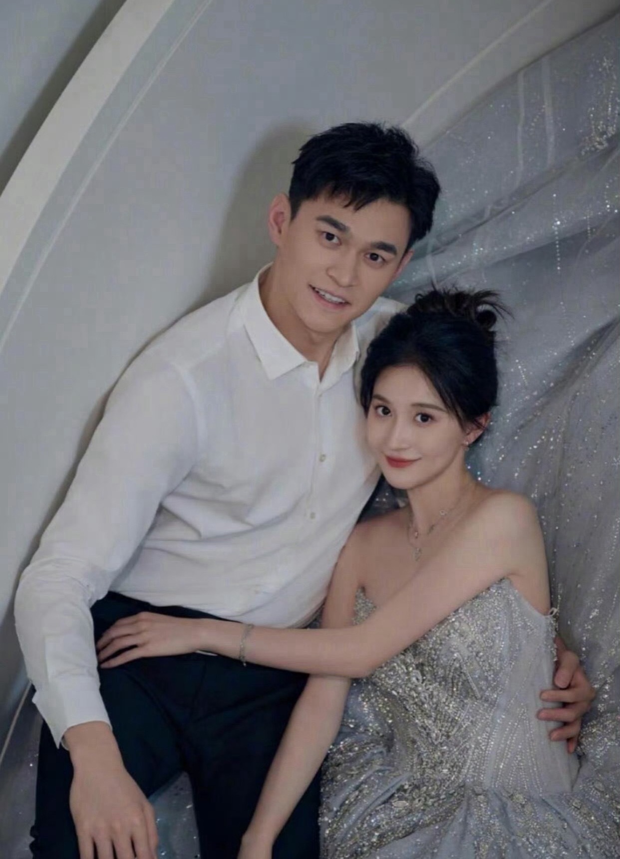 制片人否认孙杨遭恶意剪辑妻子的浪漫旅行妻旅2026播出后热度居高不下，针对网上剪