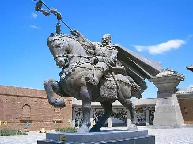 “张骞：被匈奴扣押13年，靠放羊考取‘西域MBA’，归来时连汉武帝都喊他‘张导’