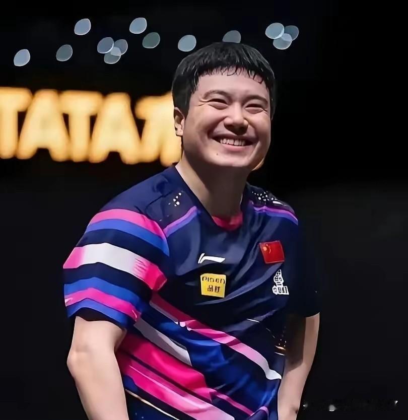 大胖啊，以后对手前两局还要不要赢？
本次世乒赛，大胖梁靖崑连续上演让二追三，不断