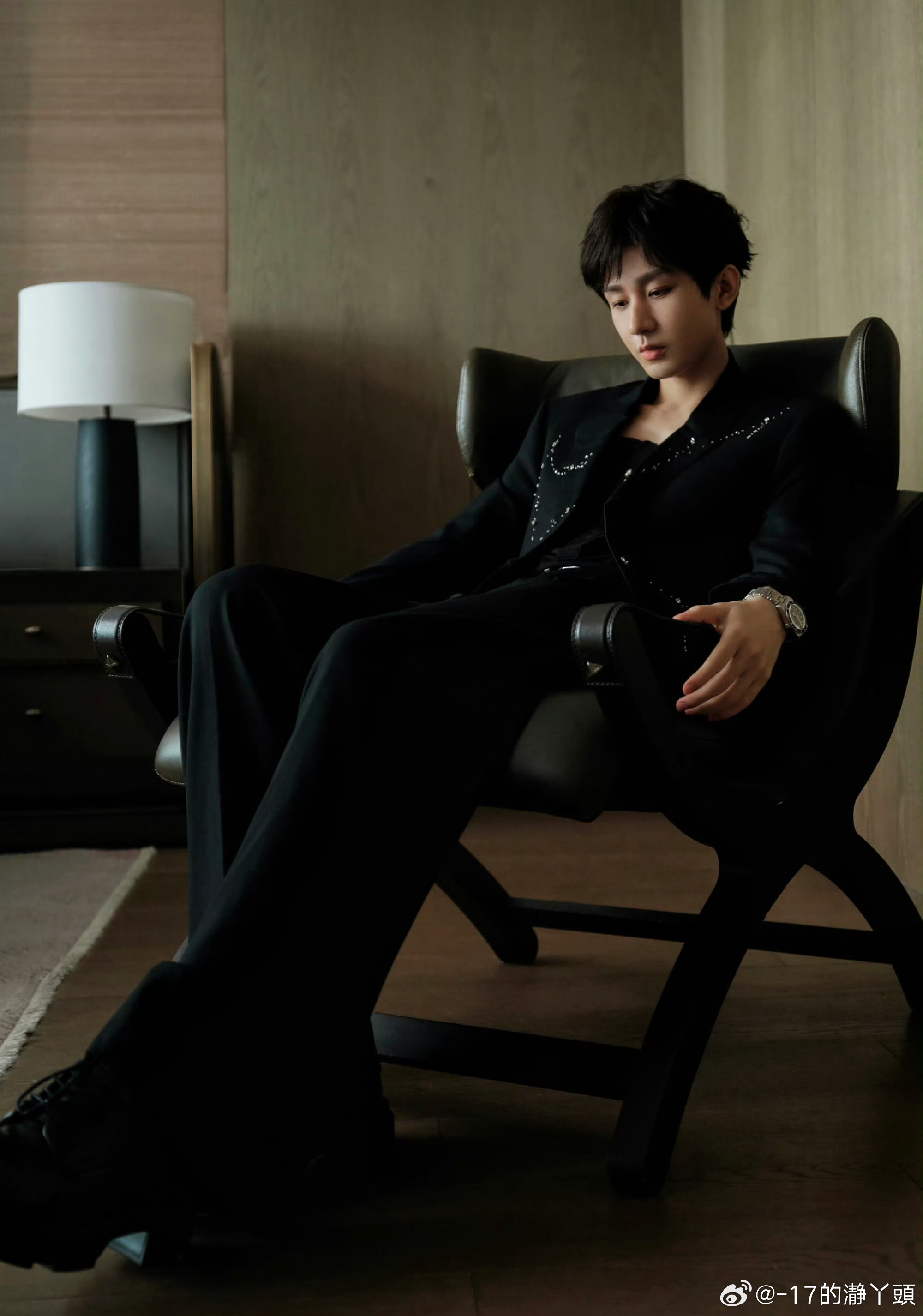 P成毅赴山海cy成毅我喜欢你，像星辰大海般浩渺无边，像阳光明媚般无法替代。| 长