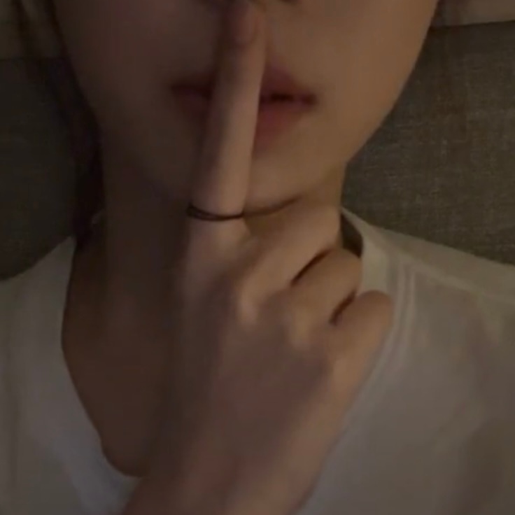 缠绕在手指上的那一圈好那个啊 