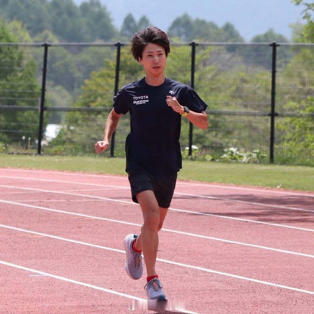 丰田精英运动员日训剪影丰田精英运动员运动生活跑步