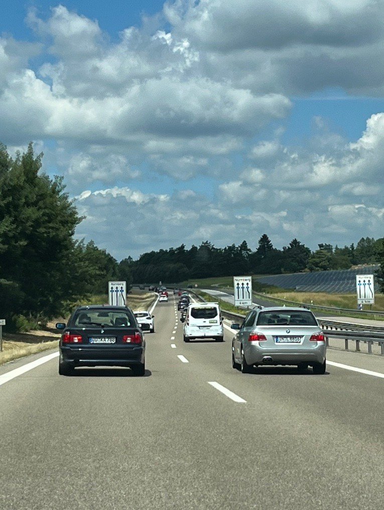 宝马5系 & 奔驰E级#yz77聊车#  ​​​